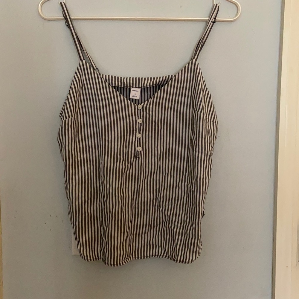 SIZE SMALL OLD NAVY TANK